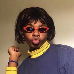 Meet your Posher, Norys